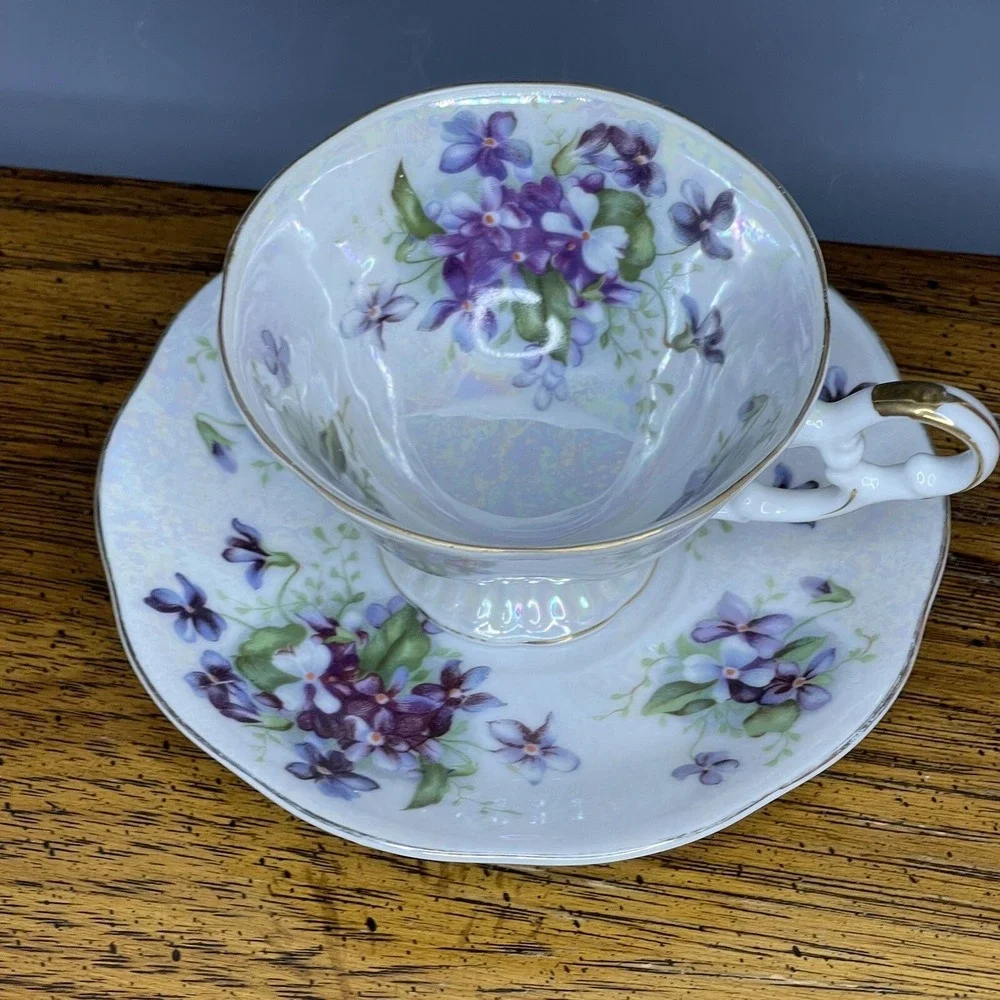 Vintage Del Mar Japan Painted Pedestal Teacup Saucer Violets Lusterware 24k‎